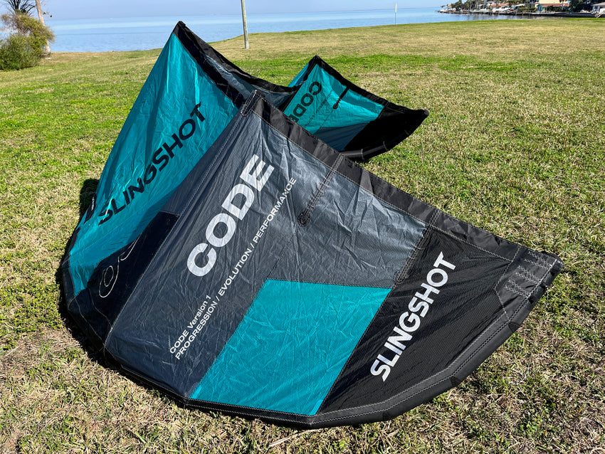 USED 2023 Code V1 9m - Slingshot Kiteboarding Kite