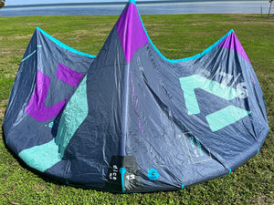 USED 2022 Dice SLS 13m - Duotone Kiteboarding Kite