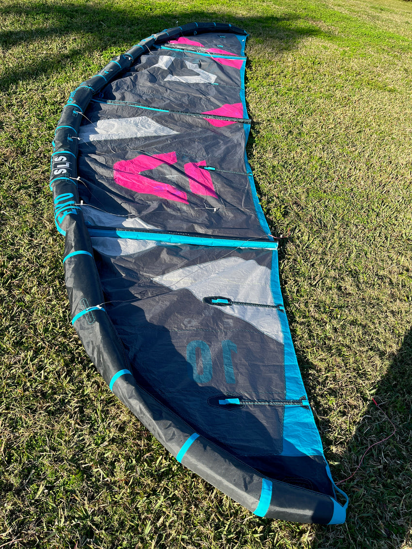 USED 2022 Evo SLS 10m - Duotone Kiteboarding Kite