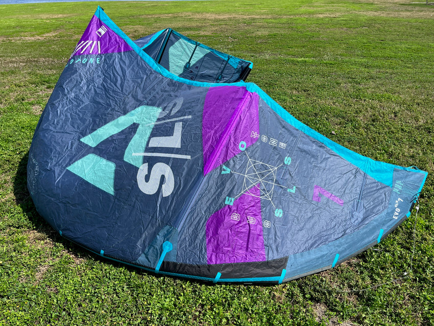 USED 2022 Evo SLS 7m - Duotone Kiteboarding Kite