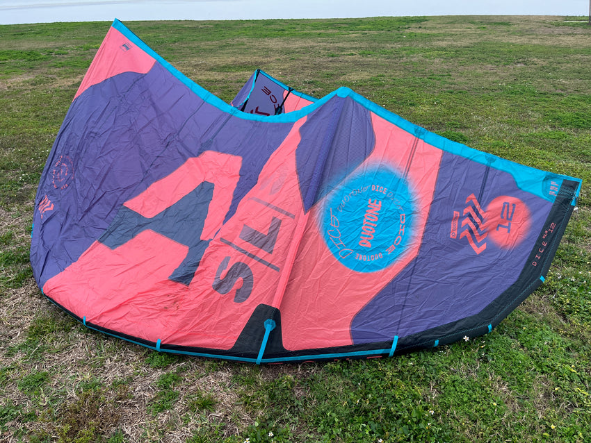 USED 2023 Dice SLS 12m - Duotone Kiteboarding Kite