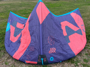 USED 2023 Dice SLS 12m - Duotone Kiteboarding Kite