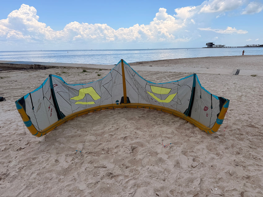 USED 2025 Neo D/Lab 9m - Duotone Kiteboarding Kite