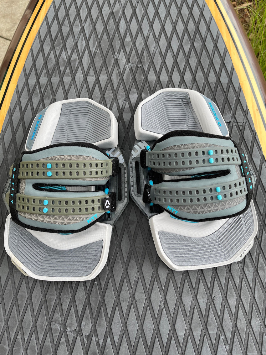 Used 2023 Duotone Entity Bindings Medium