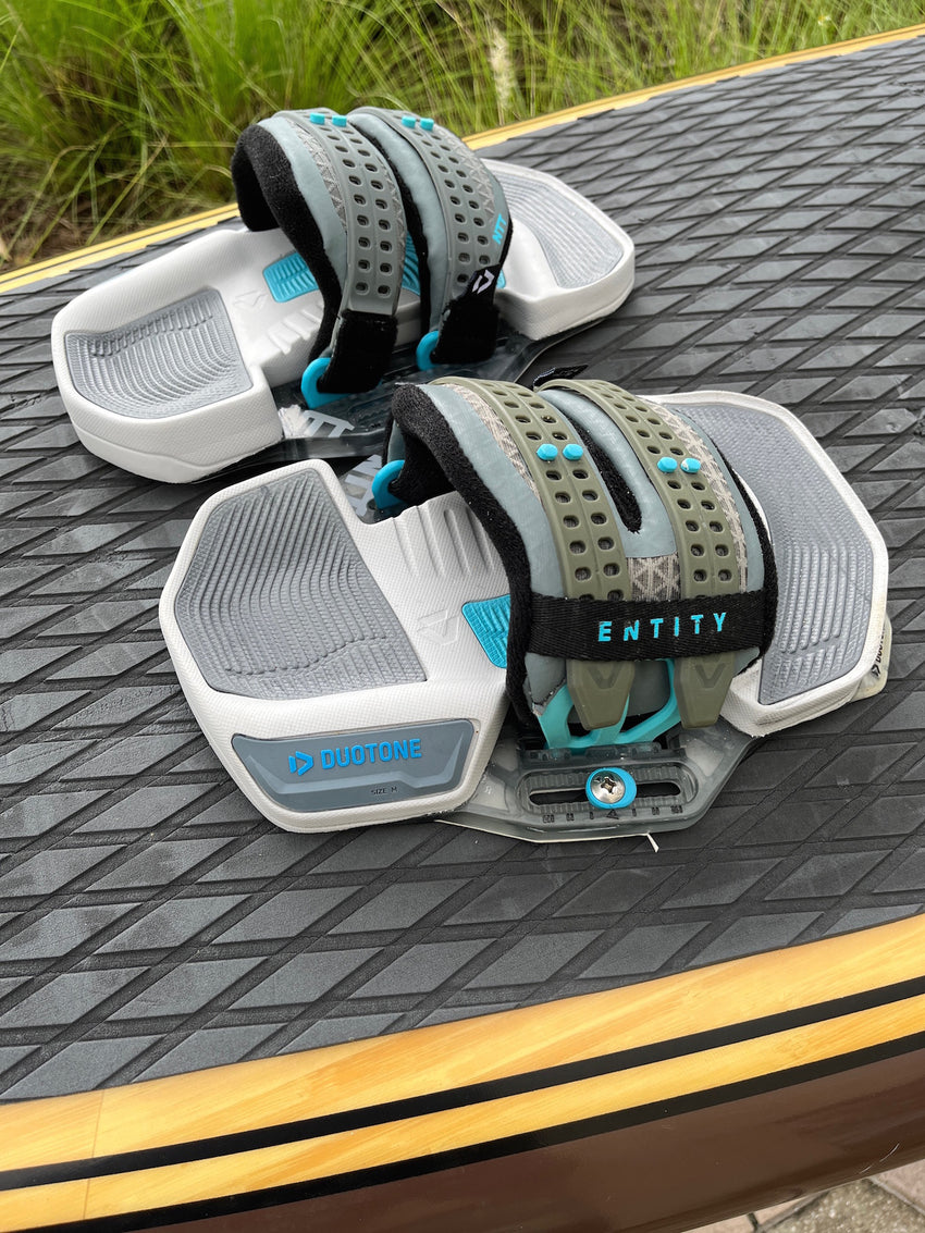 Used 2023 Duotone Entity Bindings Medium