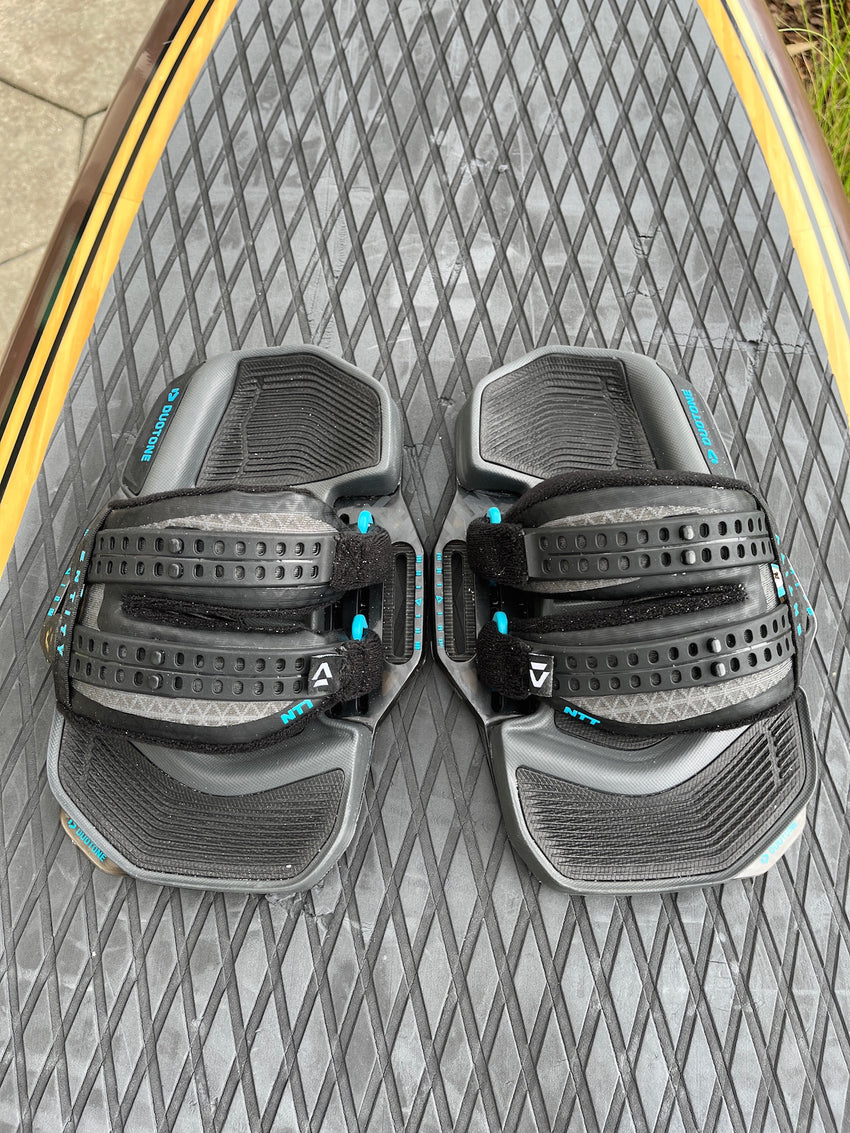Used 2025 Duotone Entity Bindings Medium