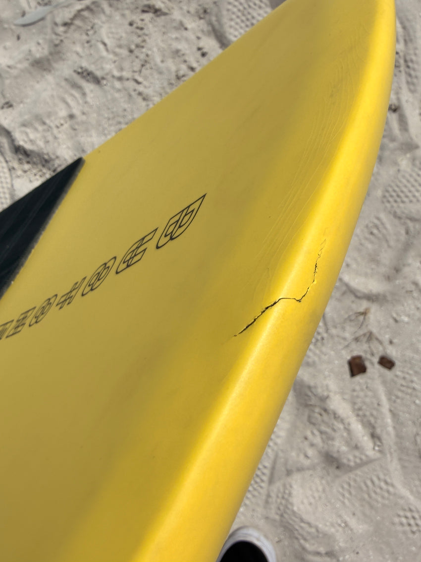 Damaged 2022 Duotone Pace SLS 4'6