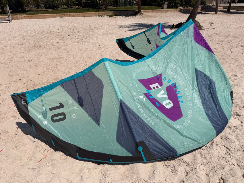 USED 2022 Evo SLS 10m - Duotone Kiteboarding Kite