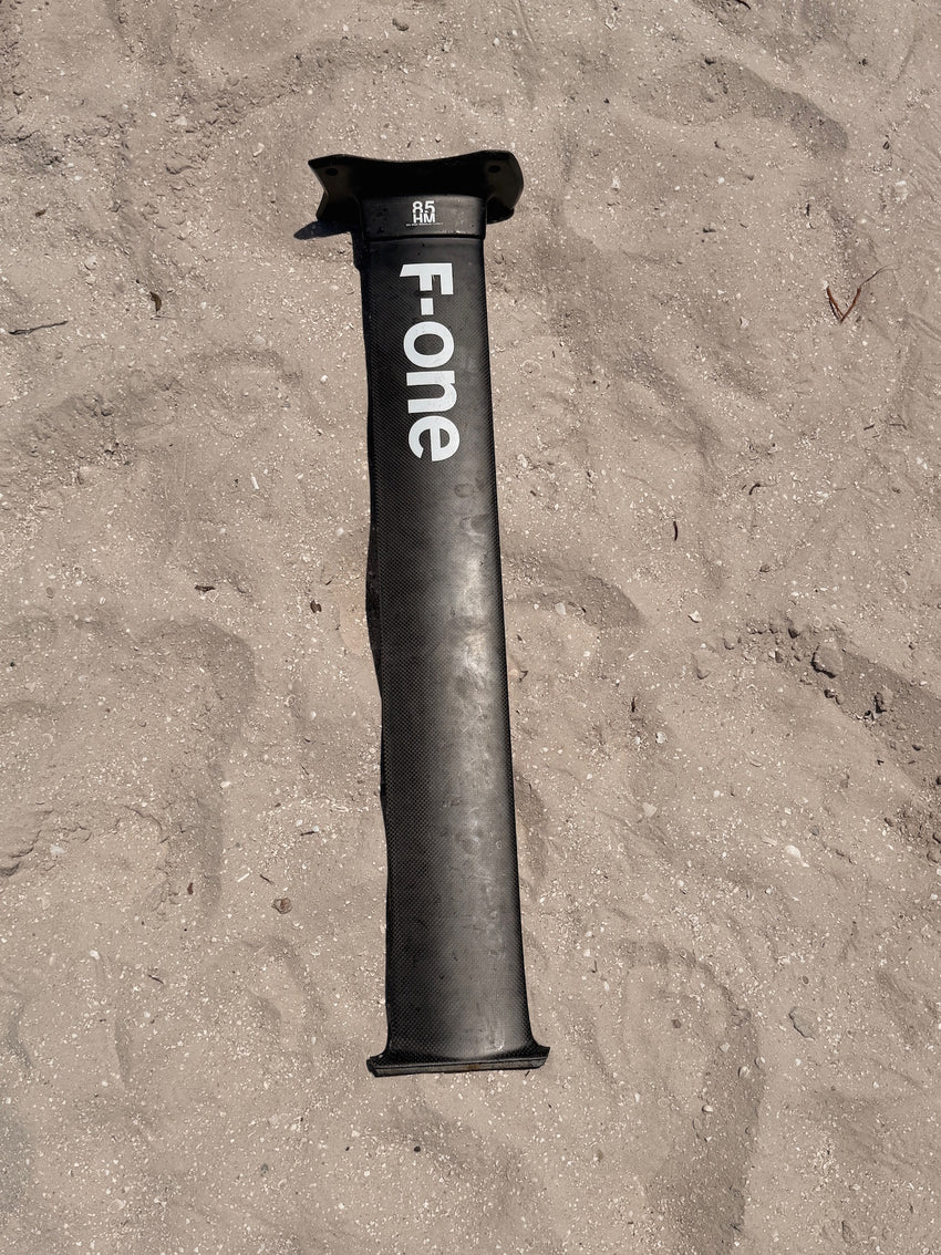Used F-One HM Carbon Mast 85