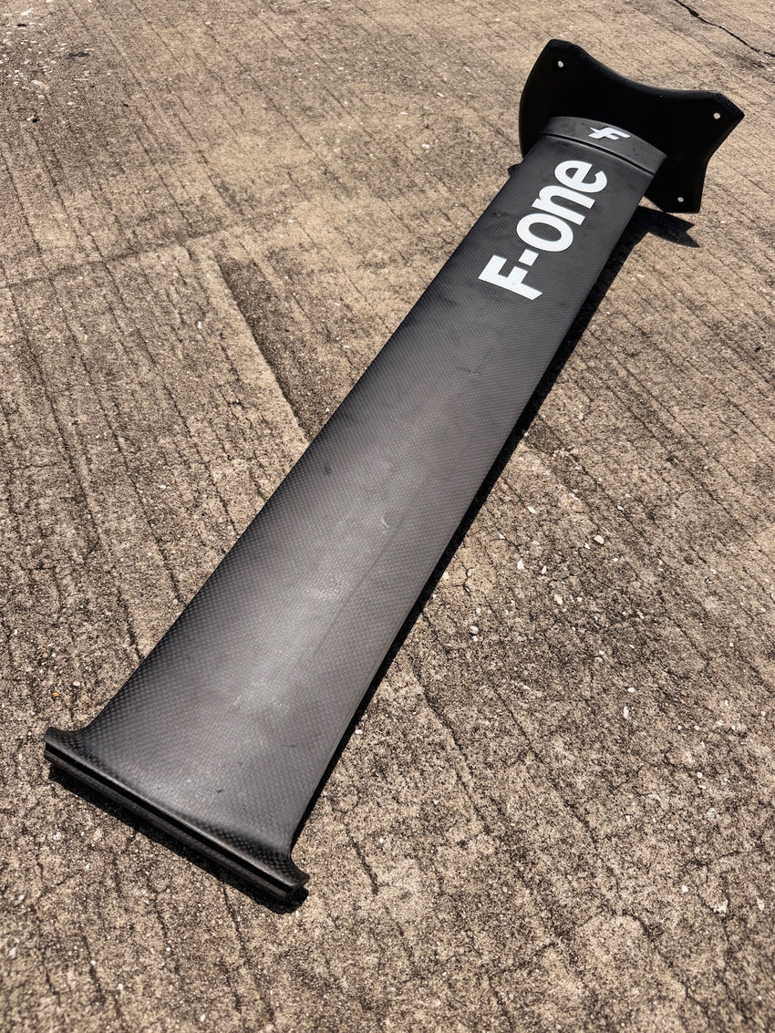 Used F-One HM Carbon Mast 75cm