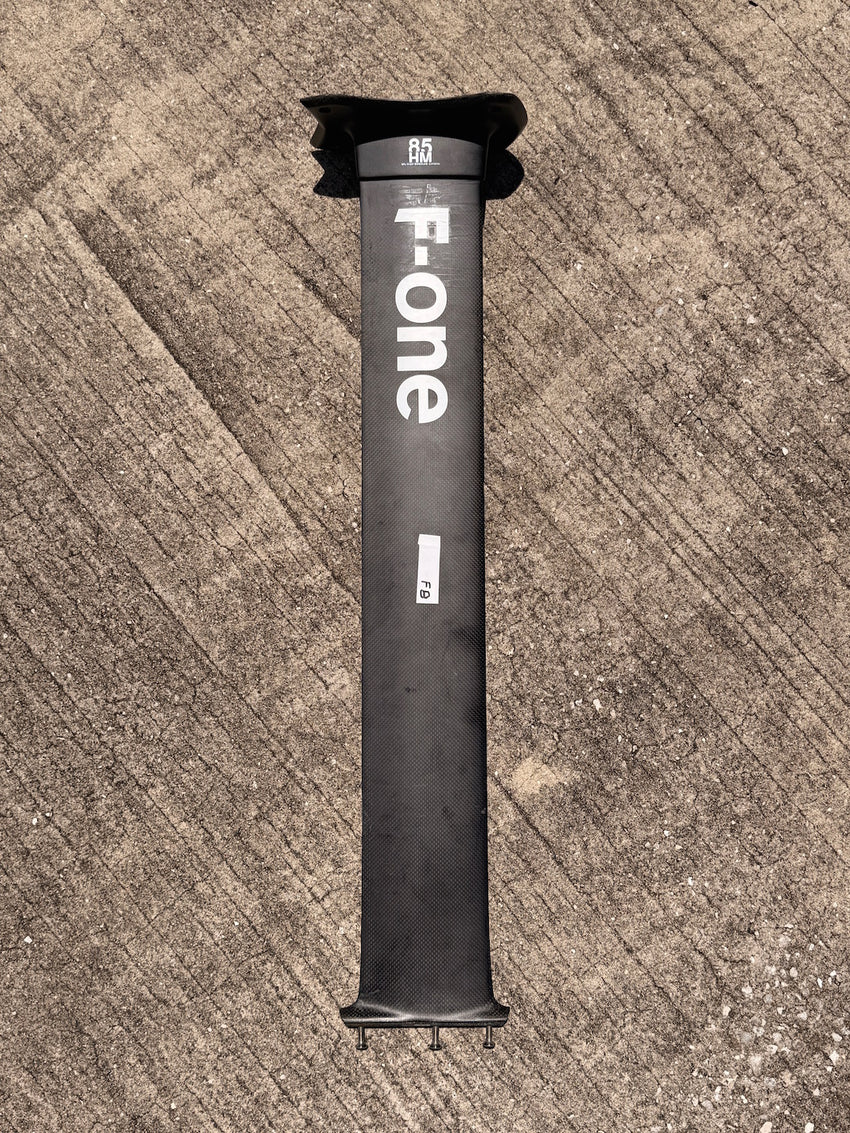 Used F-One HM Carbon Mast 85cm