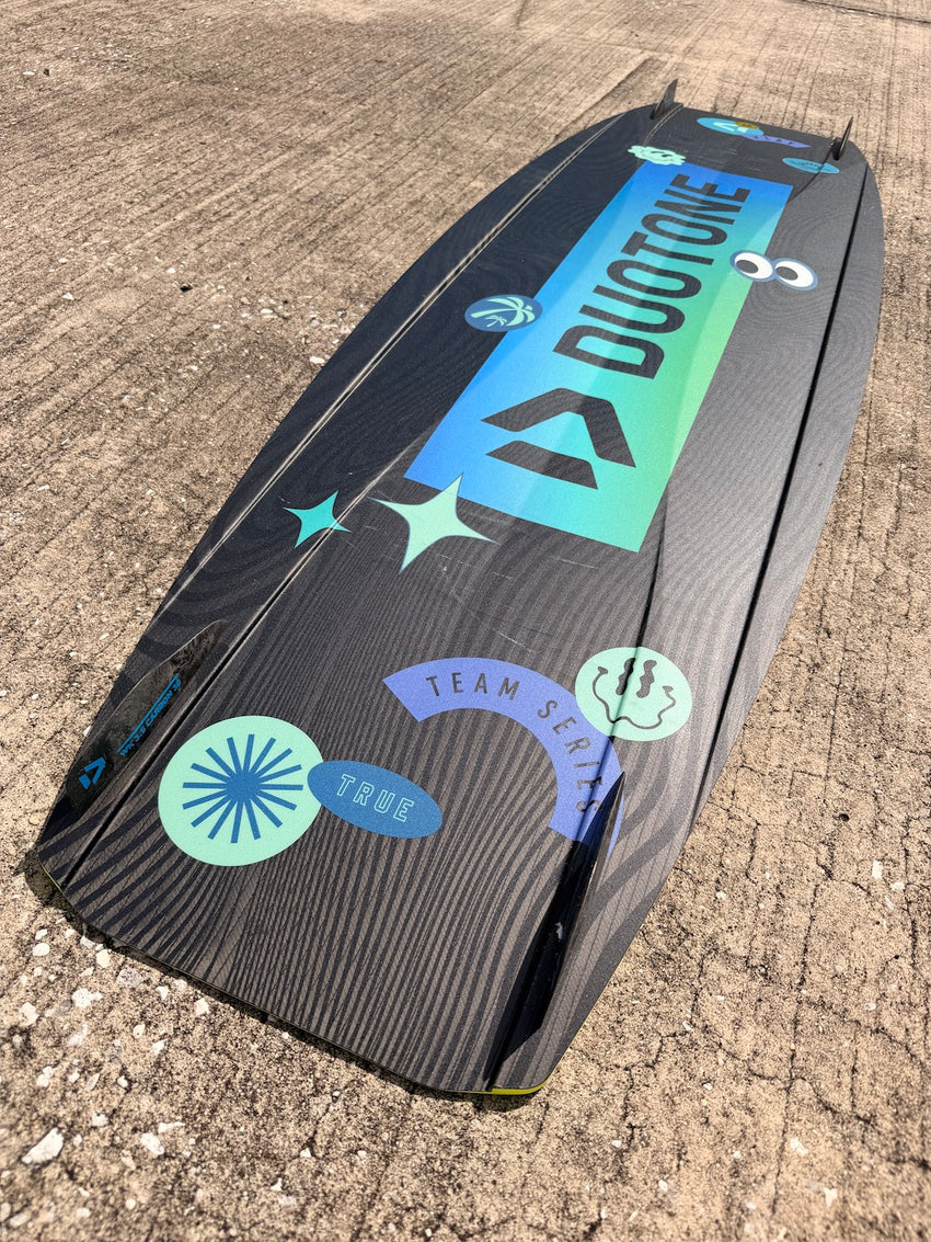 Used 2023 Duotone Team Series SLS 136cm Twintip Kiteboard