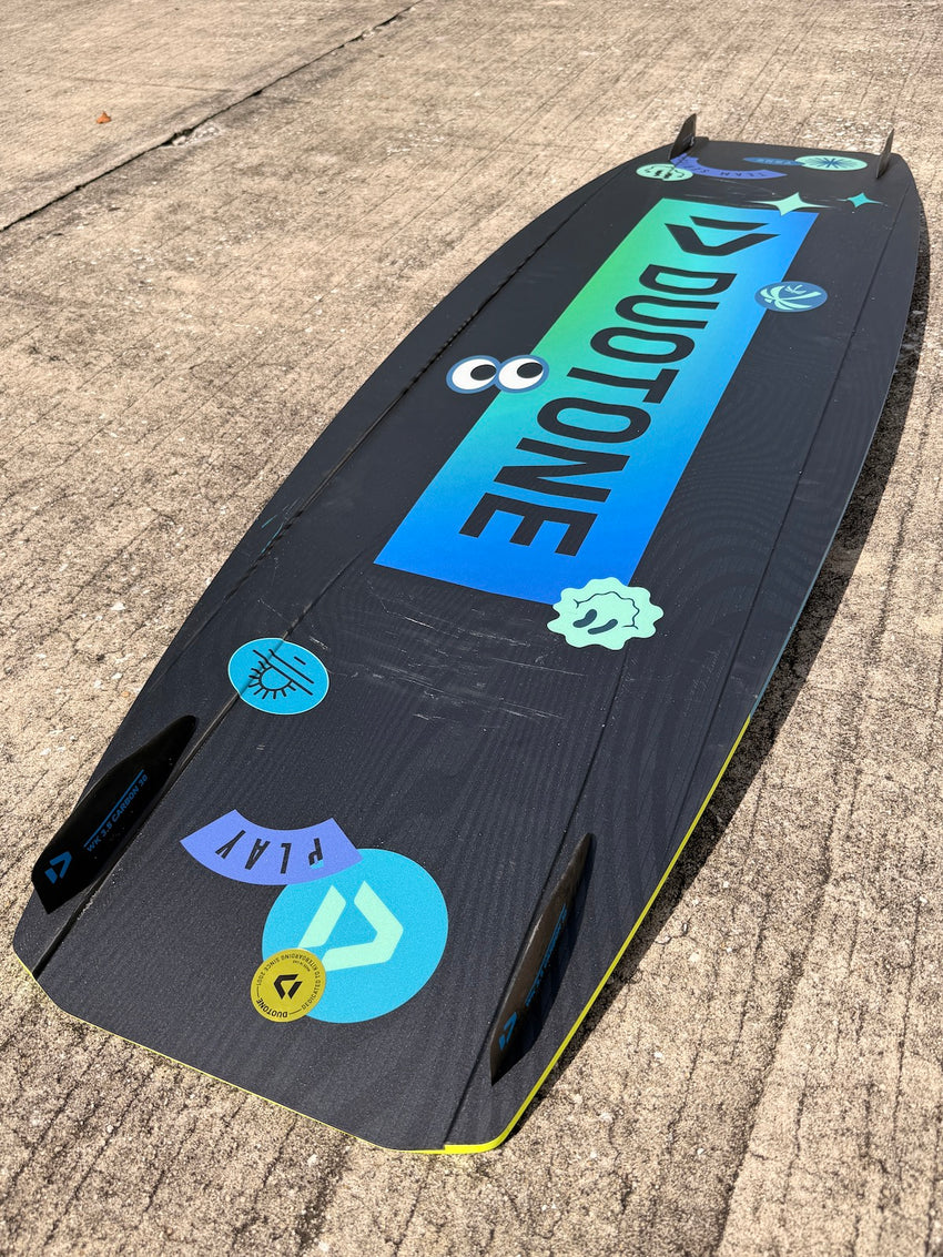 Used 2023 Duotone Team Series SLS 136cm Twintip Kiteboard