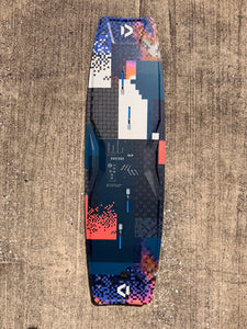 Used 2023 Duotone Select SLS 138cm Twintip Kiteboard