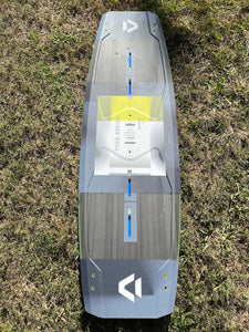 Used 2021 Duotone Team Series 138cm Twintip Kiteboard