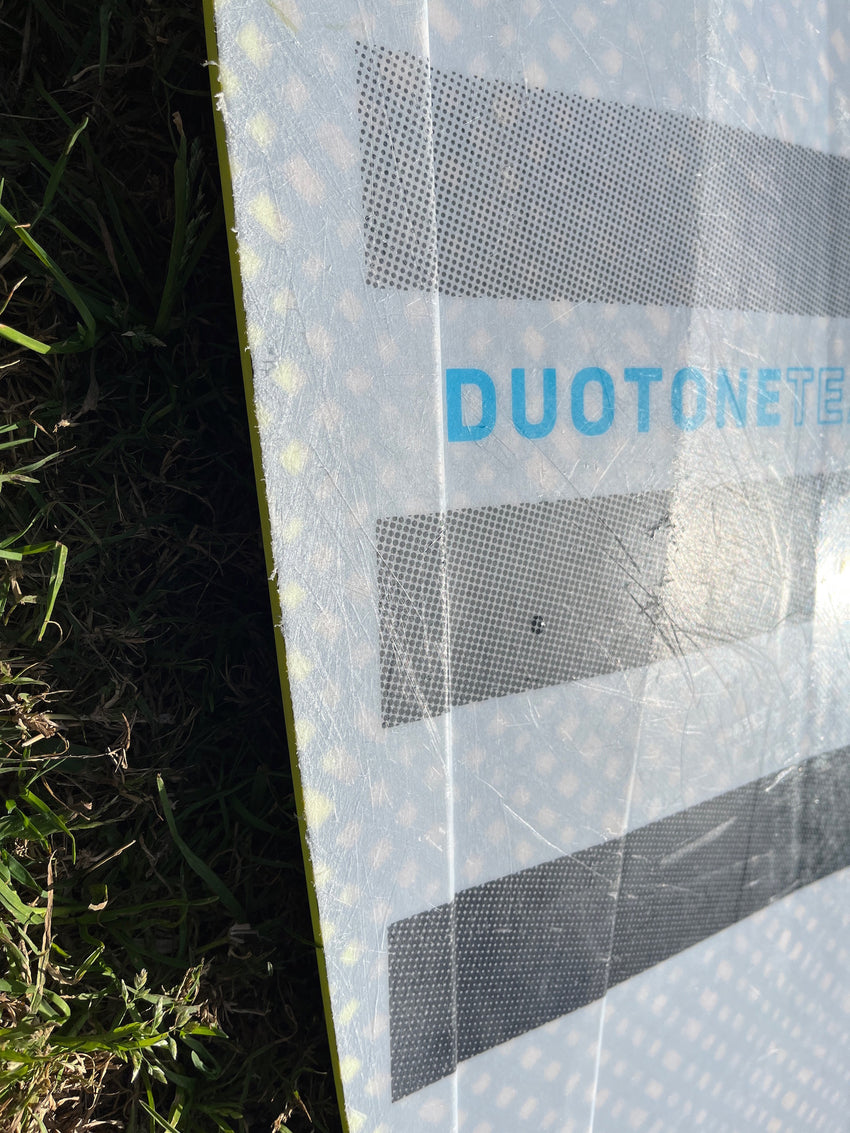 Used 2022 Duotone Team Series 142cm Twintip Kiteboard