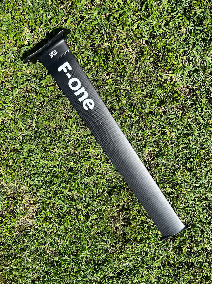 Used F-One HM Carbon Mast 105