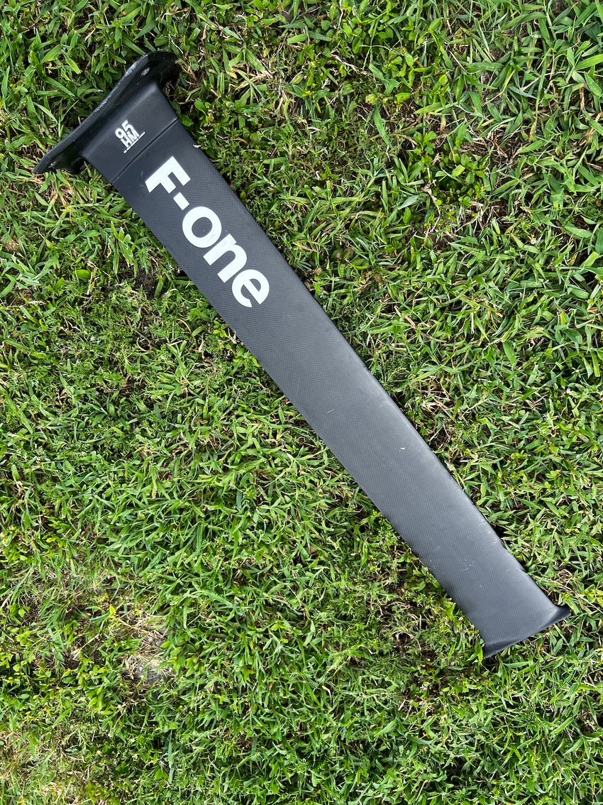 Used F-One HM Carbon Mast 95
