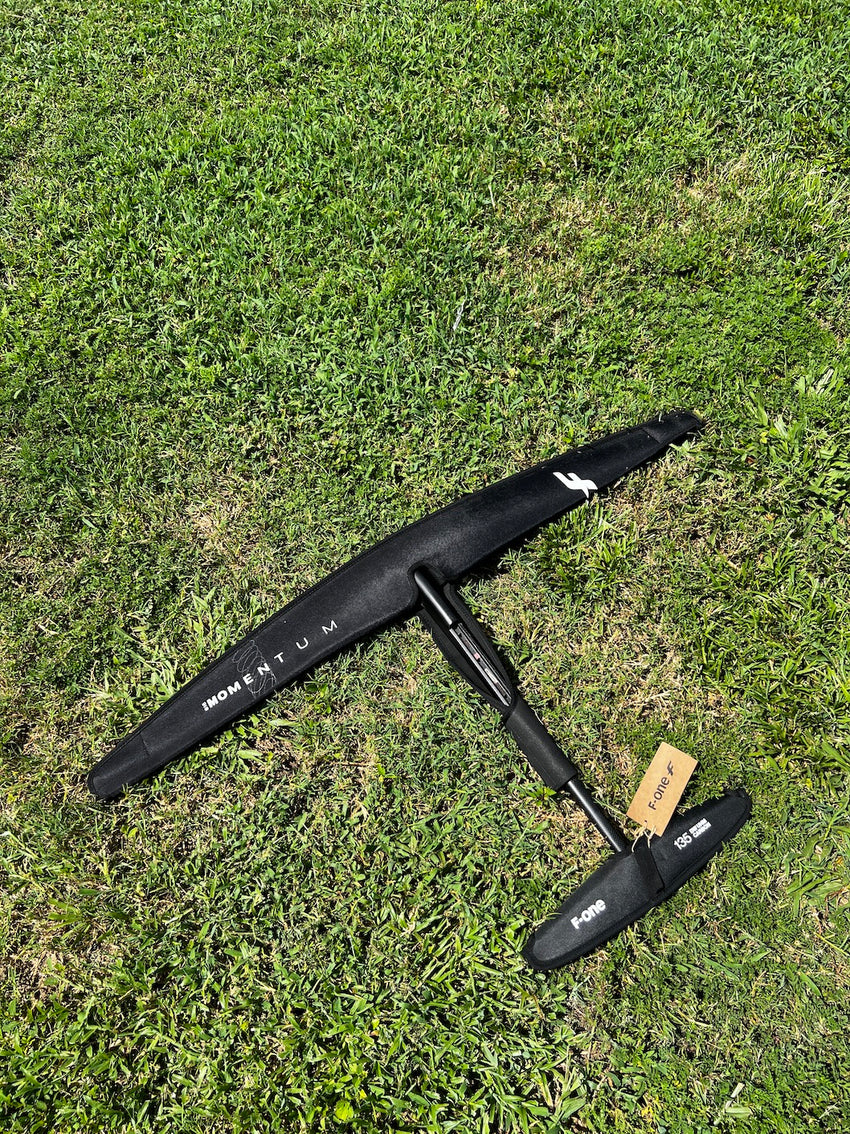 Demo F-One Momentum 816 (Plane)