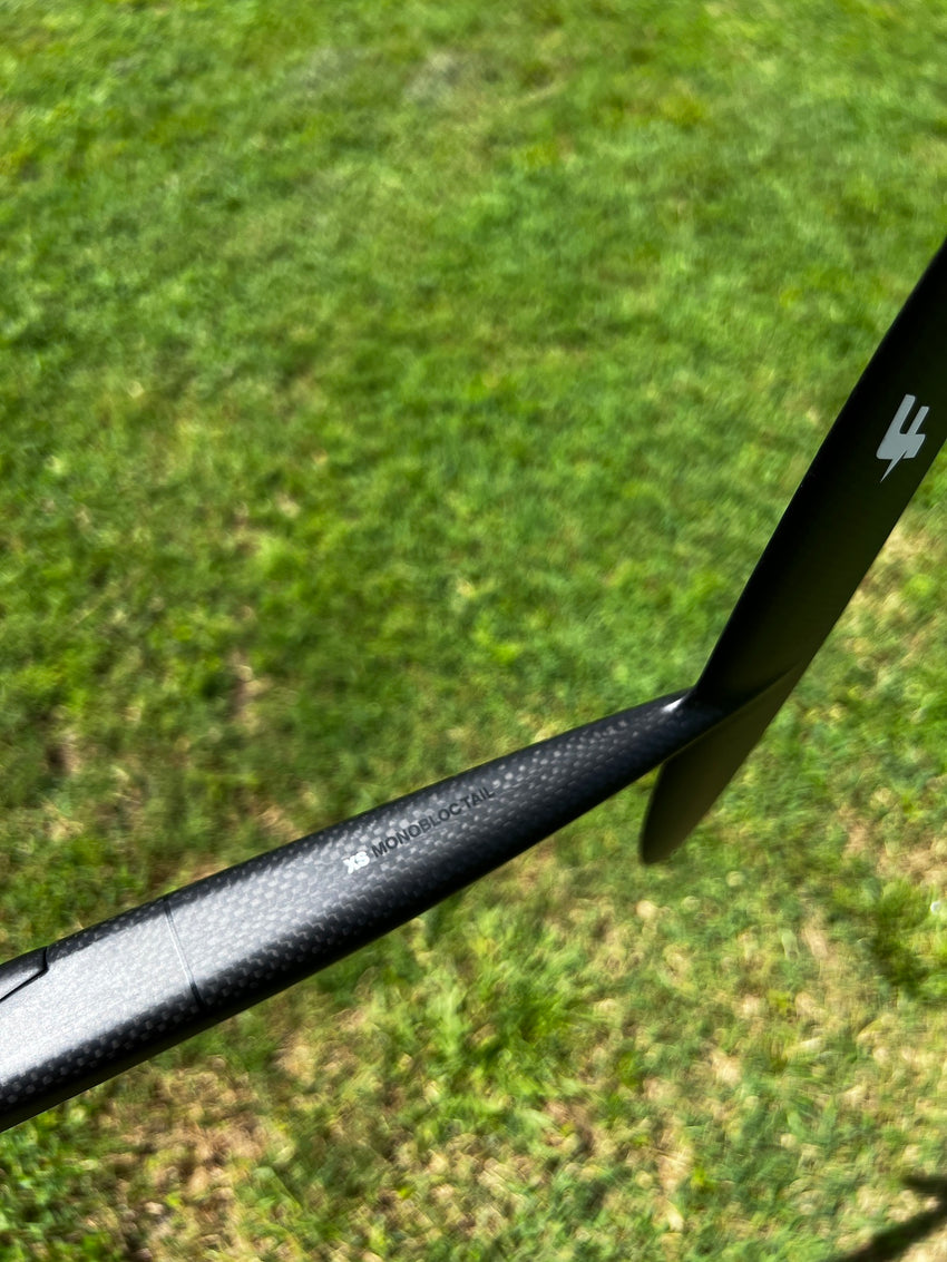 Demo F-One Momentum 816 (Plane)