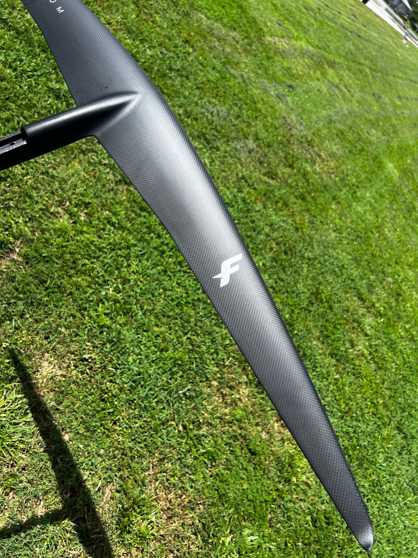 Demo F-One Momentum 816 (Plane)